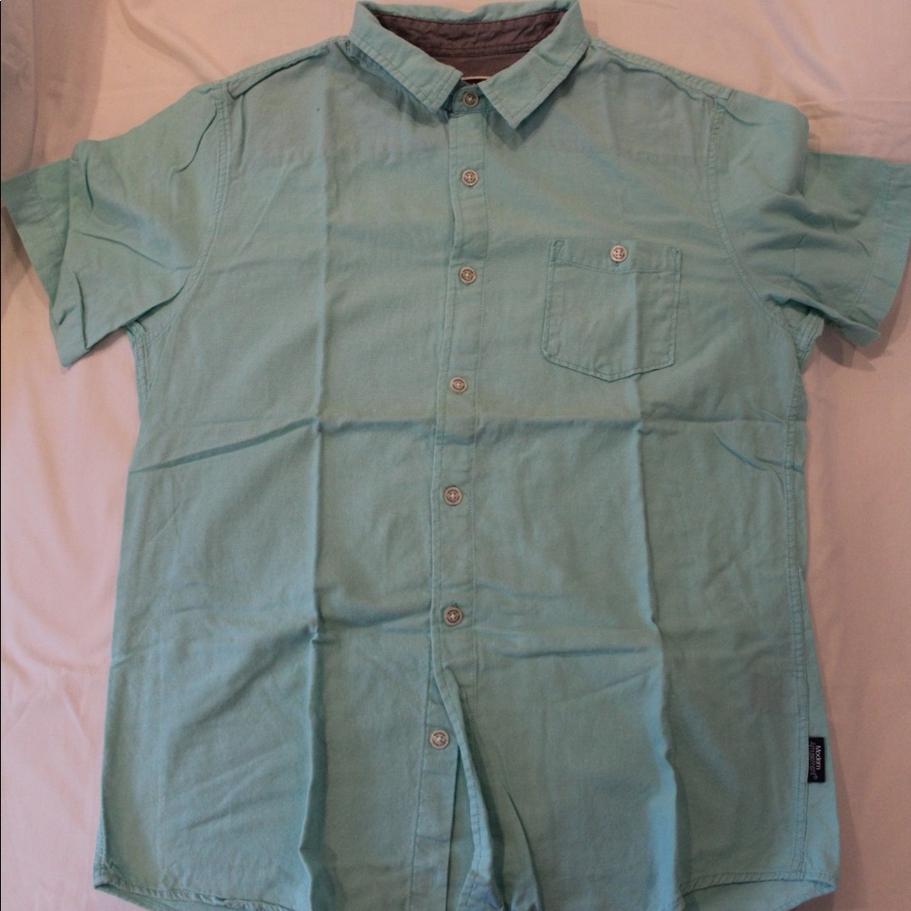 Men’s Button Down